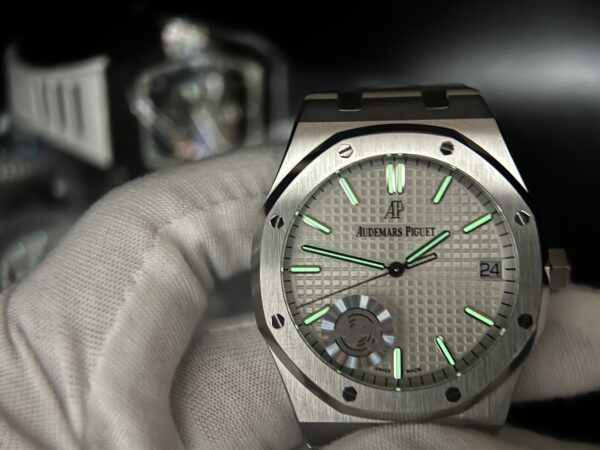 Royal Oak 41mm 15500 SS APSF 1:1 Best Edition White Textured Dial on SS Bracelet A4302 Super Clone - Image 4