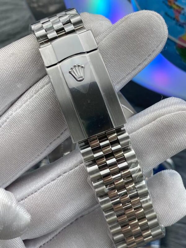 DateJust 126334 904L SS Clean Factory Best Edition Blue Dial on Jubilee Bracelet S3235 - Image 9
