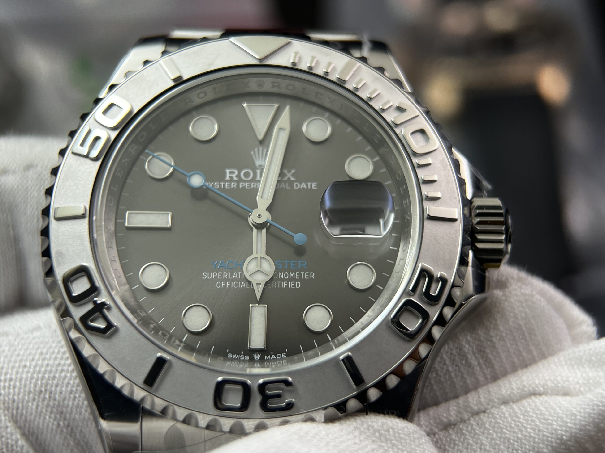 ROLEX - #Rolex Yacht-Master 40 in 904L steel with a rotatable