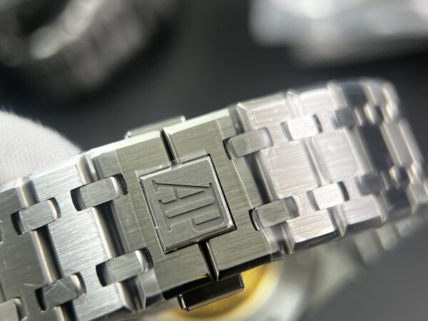Royal Oak 41mm 15400 SS APS Factory 1:1 Best Edition Blue Textured Dial on SS Bracelet A3120 - Image 16