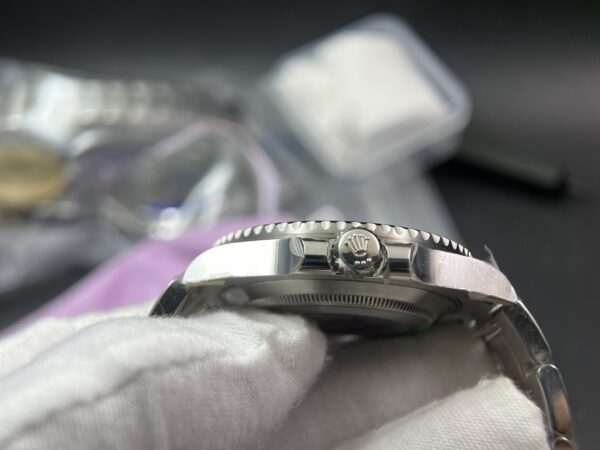 Submariner 114060 No Date Black Ceramic Clean Factory 904L 1:1 Best Edition on SS Bracelet VR3130 - Image 11