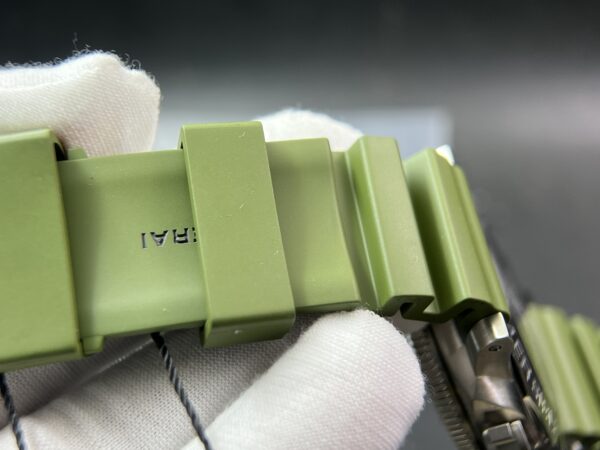 PAM1226 TTF 1:1 Best Edition White Dial on Rubber Strap P9010 - Image 12