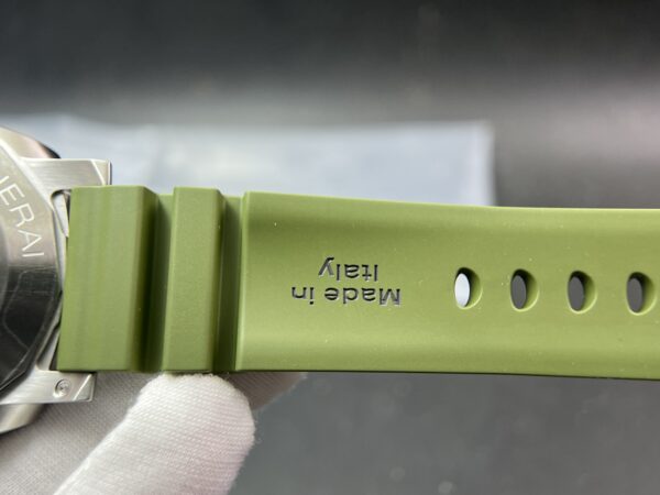 PAM1226 TTF 1:1 Best Edition White Dial on Rubber Strap P9010 - Image 13