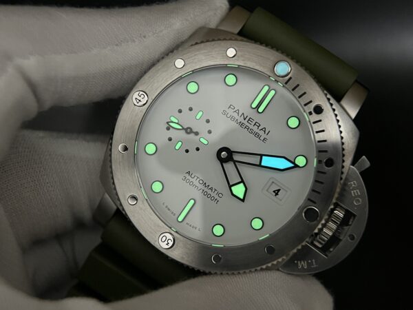 PAM1226 TTF 1:1 Best Edition White Dial on Rubber Strap P9010 - Image 7