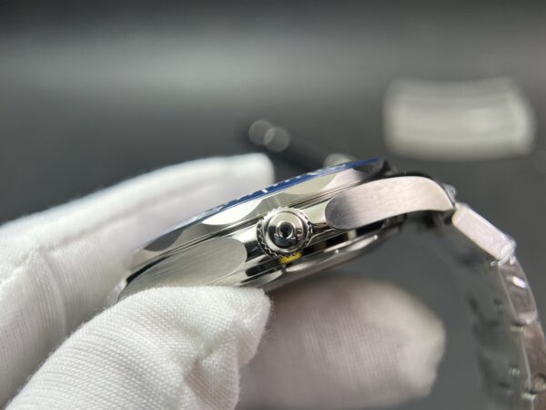 Seamaster Diver 300M VSF 1:1 Best Edition Blue Ceramic Blue Dial on SS Bracelet A8800 V2 (Include blue strap) - Image 7
