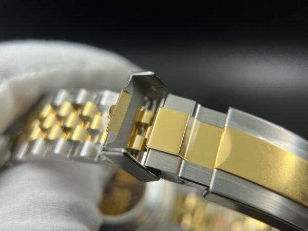 GMT Master II 126713 SS Clean 1:1 Best Edition Black Dial on YG/SS Jubilee Bracelet DD3285 - Image 14
