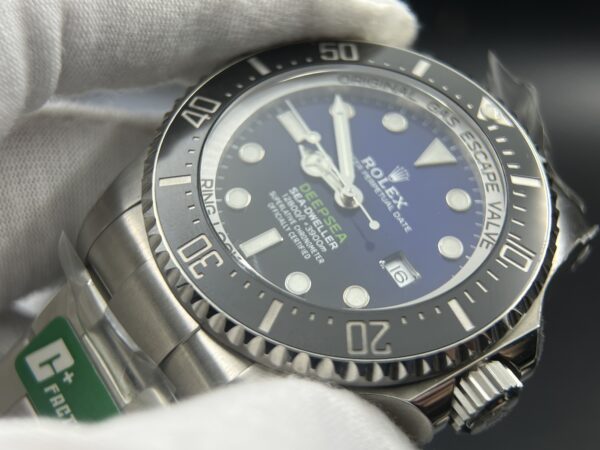 Sea-Dweller 'D-Blue' 136660  C+Factory 1:1 Best Edition 904L SS Case and Bracelet VR3235 - Image 7