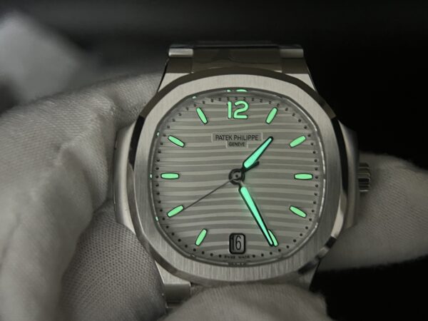 Nautilus 7118 Ladies SS 3KF 1:1 Best Edition White Dial on SS Bracelet 324CS - Image 9