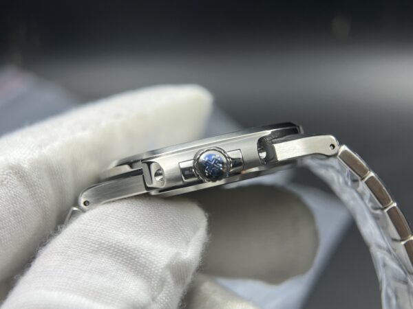 Nautilus 5711/1A 3KF 1:1 Best Edition White Textured Dial on SS Bracelet A324 Super Clone V2 - Image 13