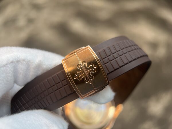 Aquanaut 5268/200R-010 Taupe embossed  Dial on Taupe Rubber Strap A330 Super Clone V3 - Image 17