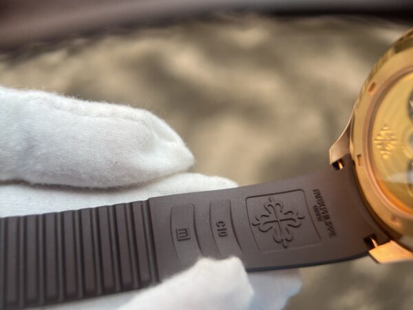 Aquanaut 5268/200R-010 Taupe embossed  Dial on Taupe Rubber Strap A330 Super Clone V3 - Image 18
