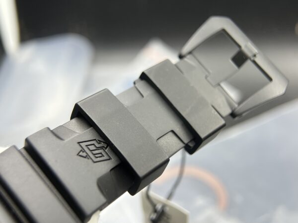 PAM 1324 Submersible GMT Carbotech VSF 44MM Black Dial Rubber Strap P900 - Image 16