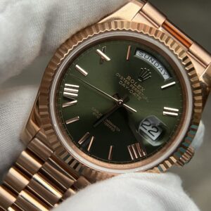 DayDate 228235 40mm QF 1:1 Green Dial Roman Markers wrap 18K rose gold(heavy version)