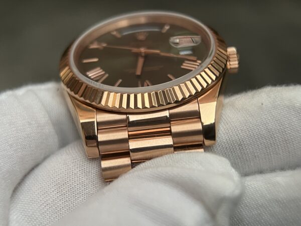 DayDate 228235 40mm QF 1:1 Green Dial Roman Markers wrap 18K rose gold(heavy version) - Image 12