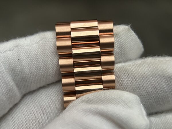 DayDate 228235 40mm QF 1:1 Green Dial Roman Markers wrap 18K rose gold(heavy version) - Image 15