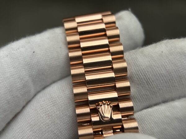 DayDate 228235 40mm QF 1:1 Green Dial Roman Markers wrap 18K rose gold(heavy version) - Image 17