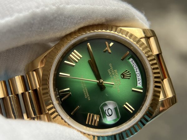 DayDate 228238 40mm QF 1:1  Green Gradient Dial Markers wrap 18K  gold(heavy version) - Image 7